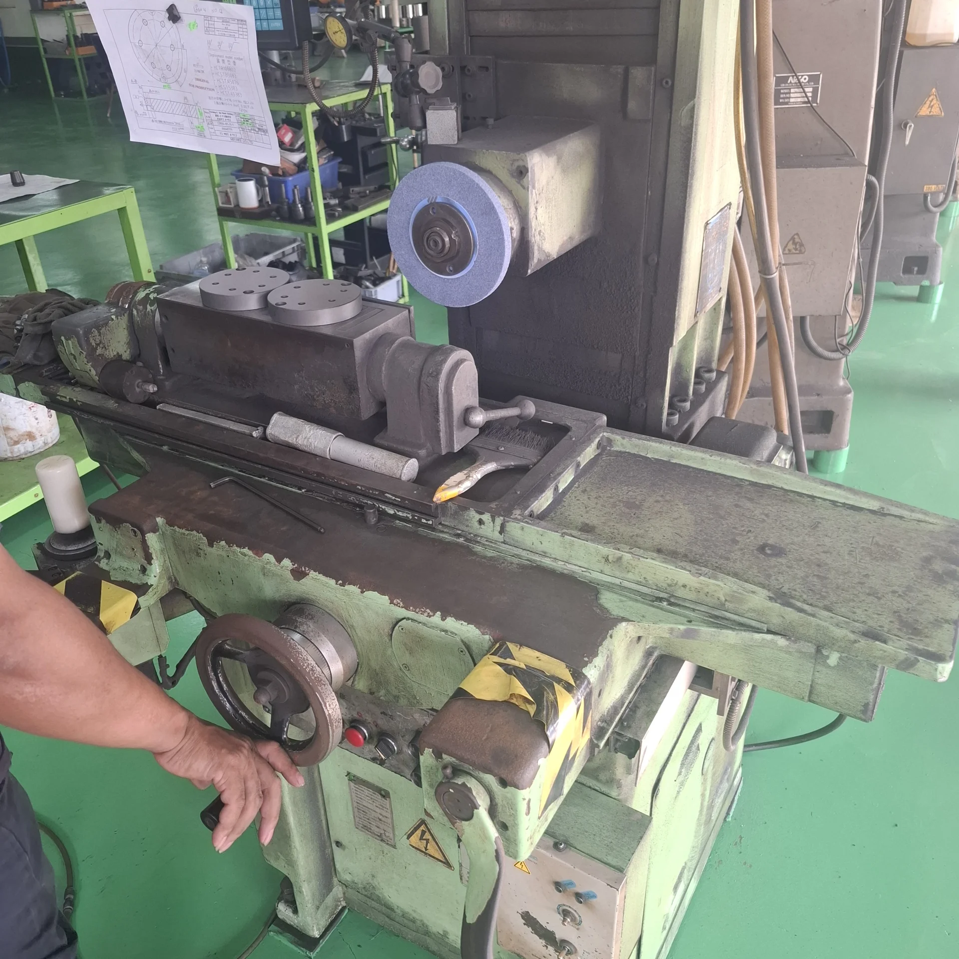 Surface Grinding 309538-Nicco